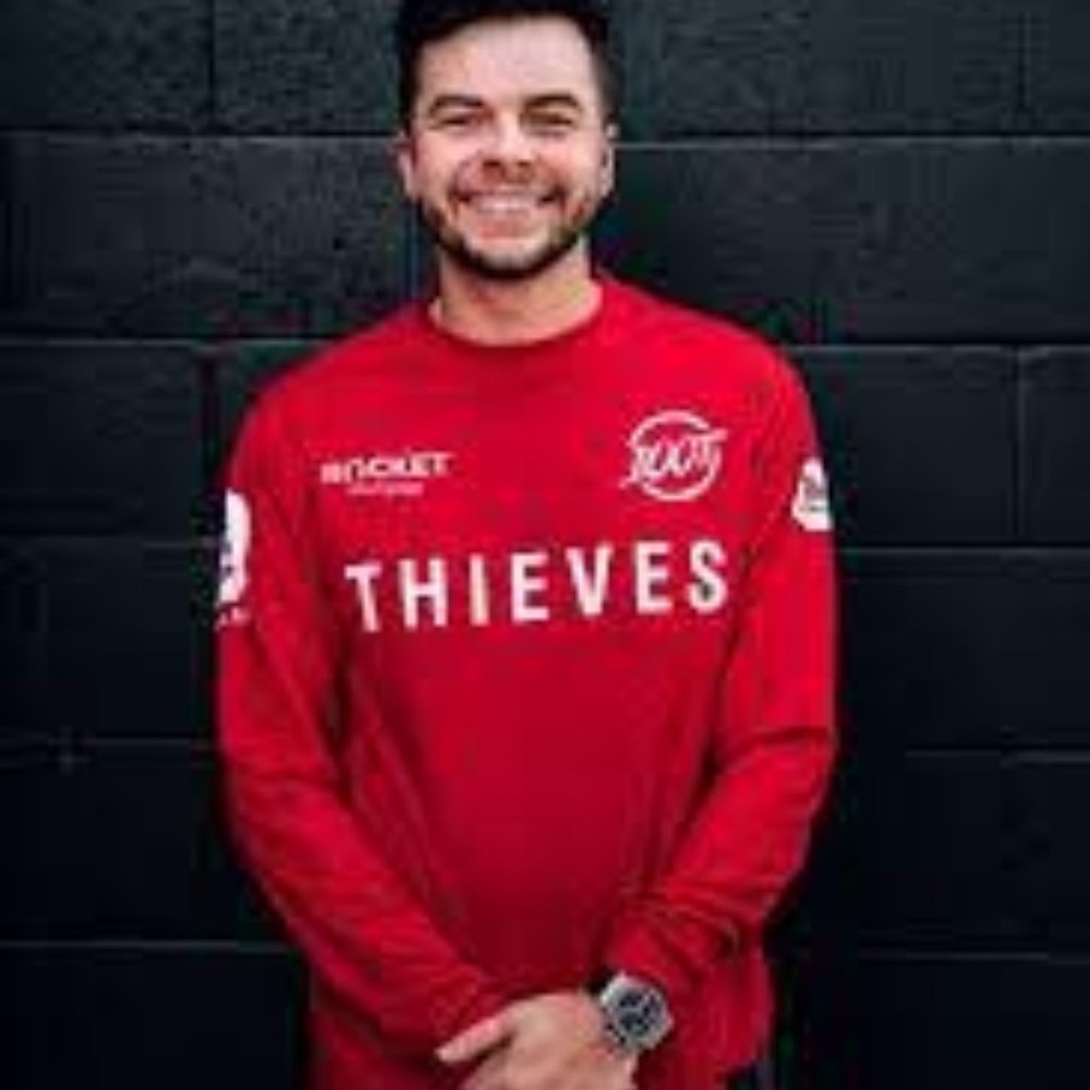 100 Thieves Red Long Sleeve 2020 Jersey